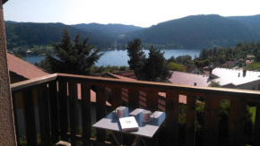 Appartement balcon Vue lac